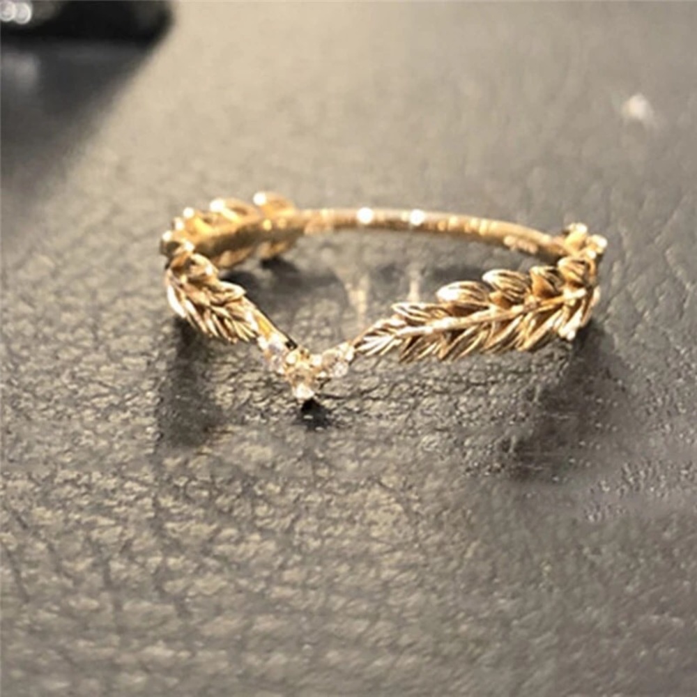5⭐️ FAV BESTSELLER Leaf Crown Garland CZ Ring